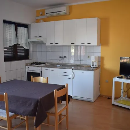 Apartment Rade